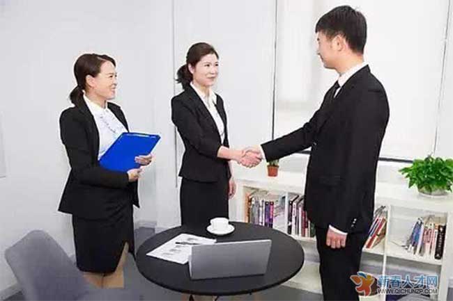 年轻人打拼事业时,应该坚持类似立场,才不会吃亏